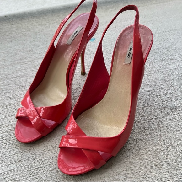 Patent Leather Slingback Sandal - Picture 11 of 16
